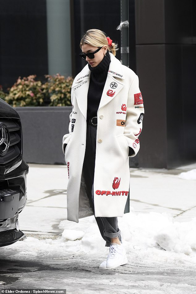 Hailey Baldwin: pic #1114045