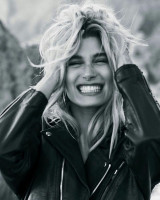 Hailey Baldwin photo #