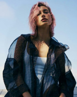 Hailey Baldwin photo #
