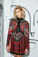 Hailey Baldwin photo #