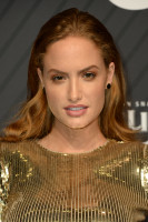 Haley Kalil photo #
