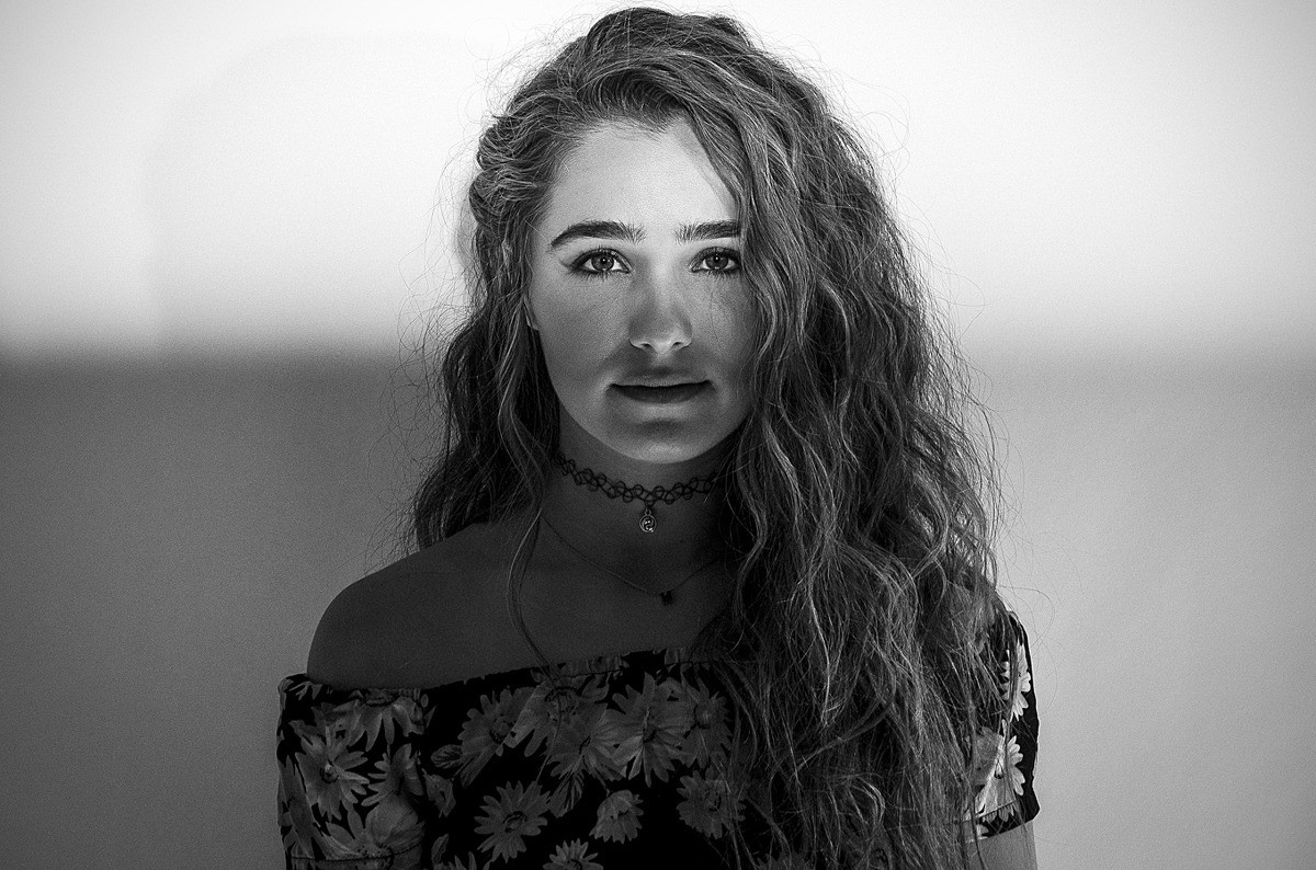 Haley Lu Richardson: pic #1180521