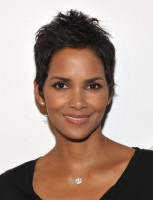 Halle Berry photo #