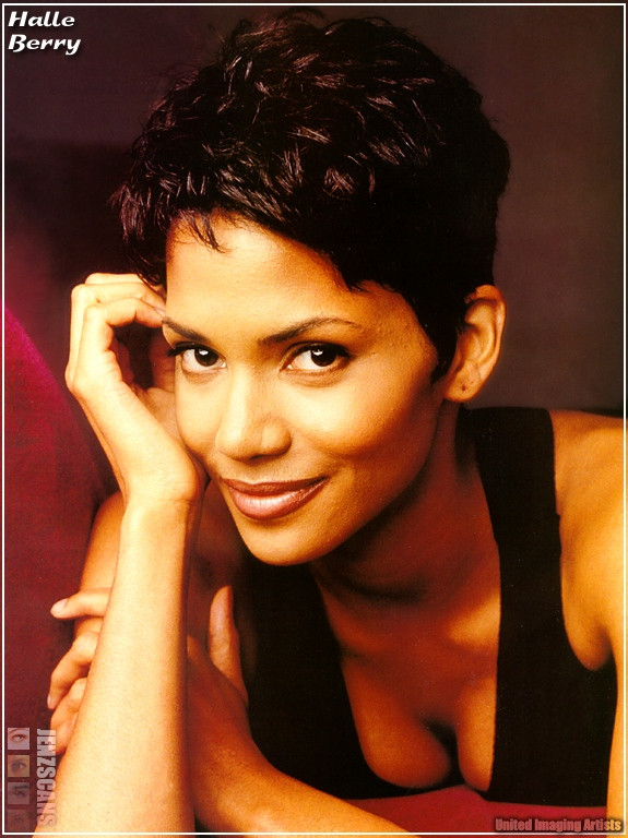 Halle Berry: pic #777