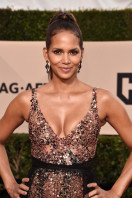 photo 4 in Halle Berry gallery [id1002104] 2018-01-26