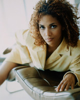 Halle Berry photo #