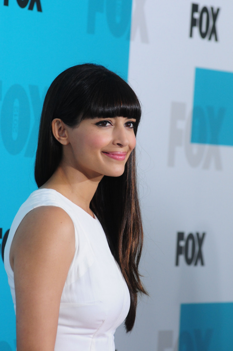 Hannah Simone: pic #574773