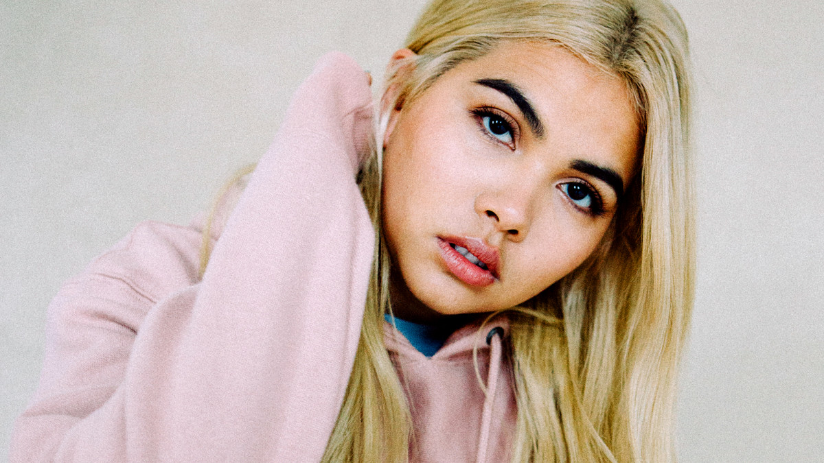 Hayley Kiyoko: pic #1077214