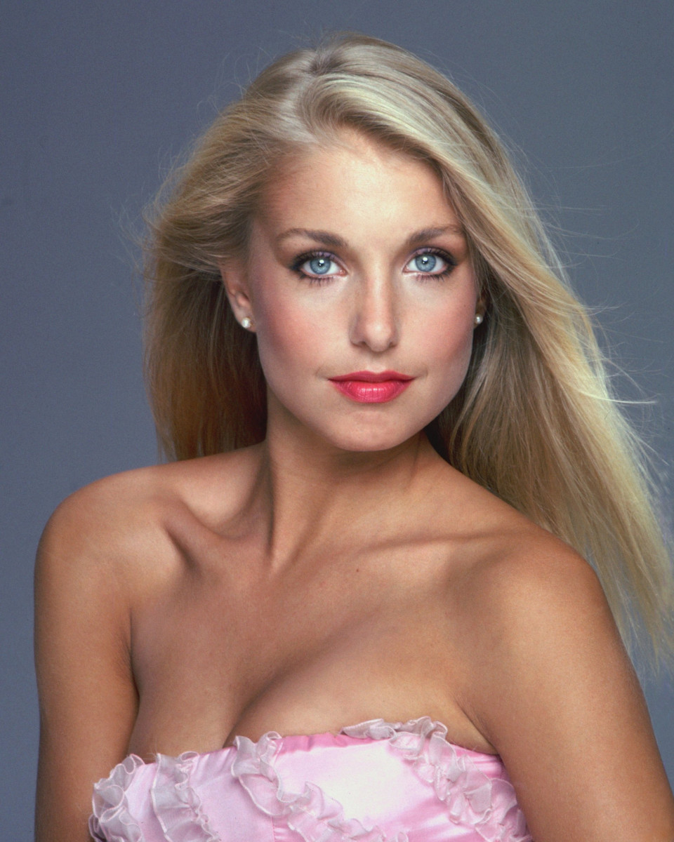 Heather Thomas: pic #244187