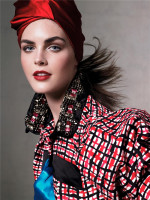 Hilary Rhoda photo #