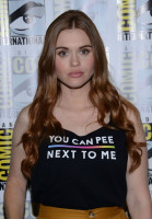 Holland Roden pic #866773