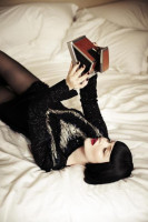 Holliday Grainger photo #