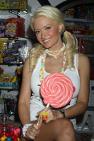 Holly Madison photo #
