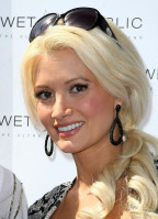 photo 14 in Holly Madison gallery [id247775] 2010-04-09