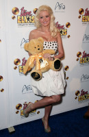 photo 27 in Holly Madison gallery [id237587] 2010-02-25