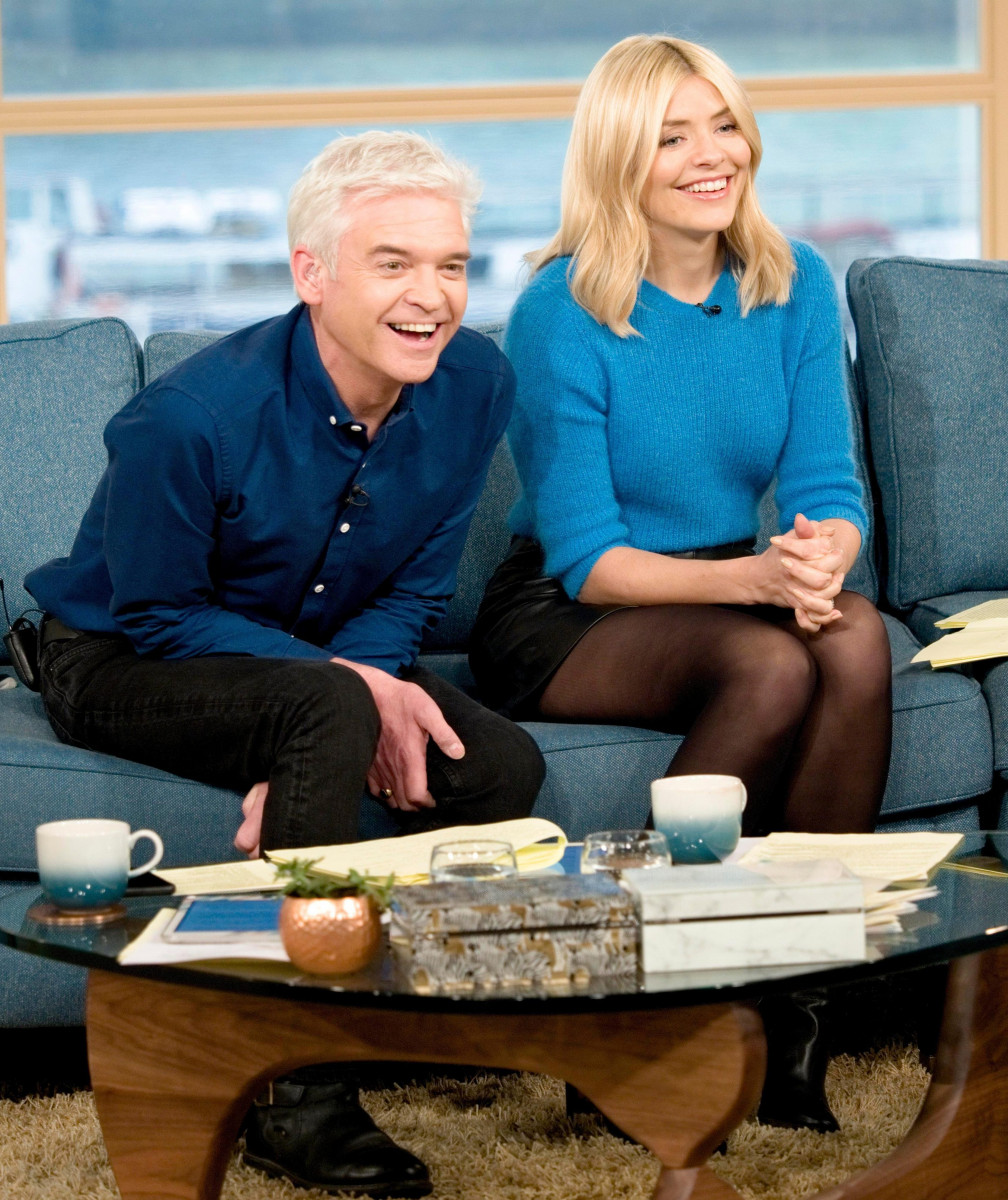 Holly Willoughby: pic #1011939