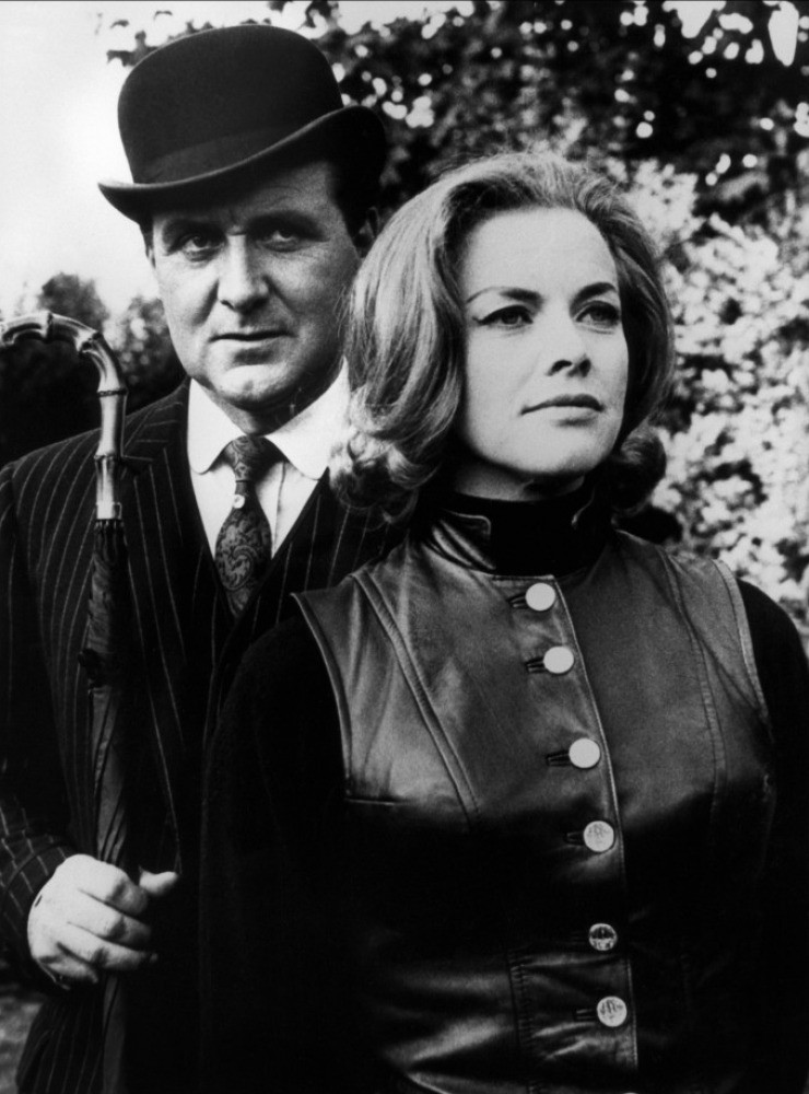 Honor Blackman: pic #363115