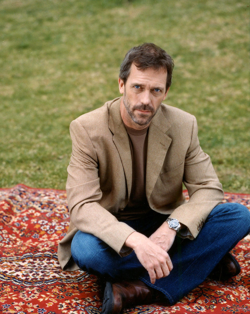 Hugh Laurie: pic #214152