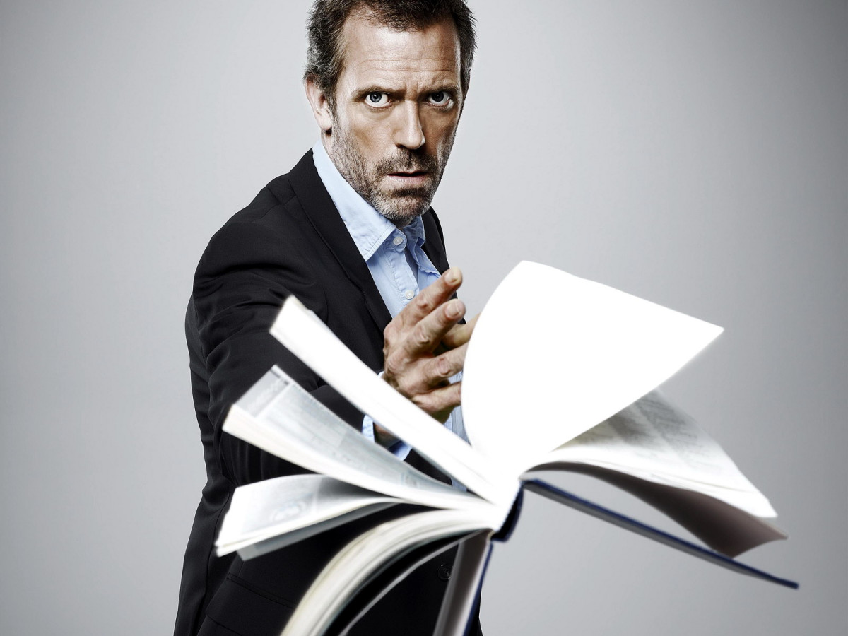 Hugh Laurie: pic #300273