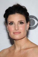 Idina Menzel photo #