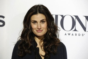 Idina Menzel pic #1170571