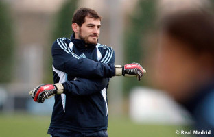 Iker Casillas photo #