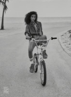 Imaan Hammam photo #