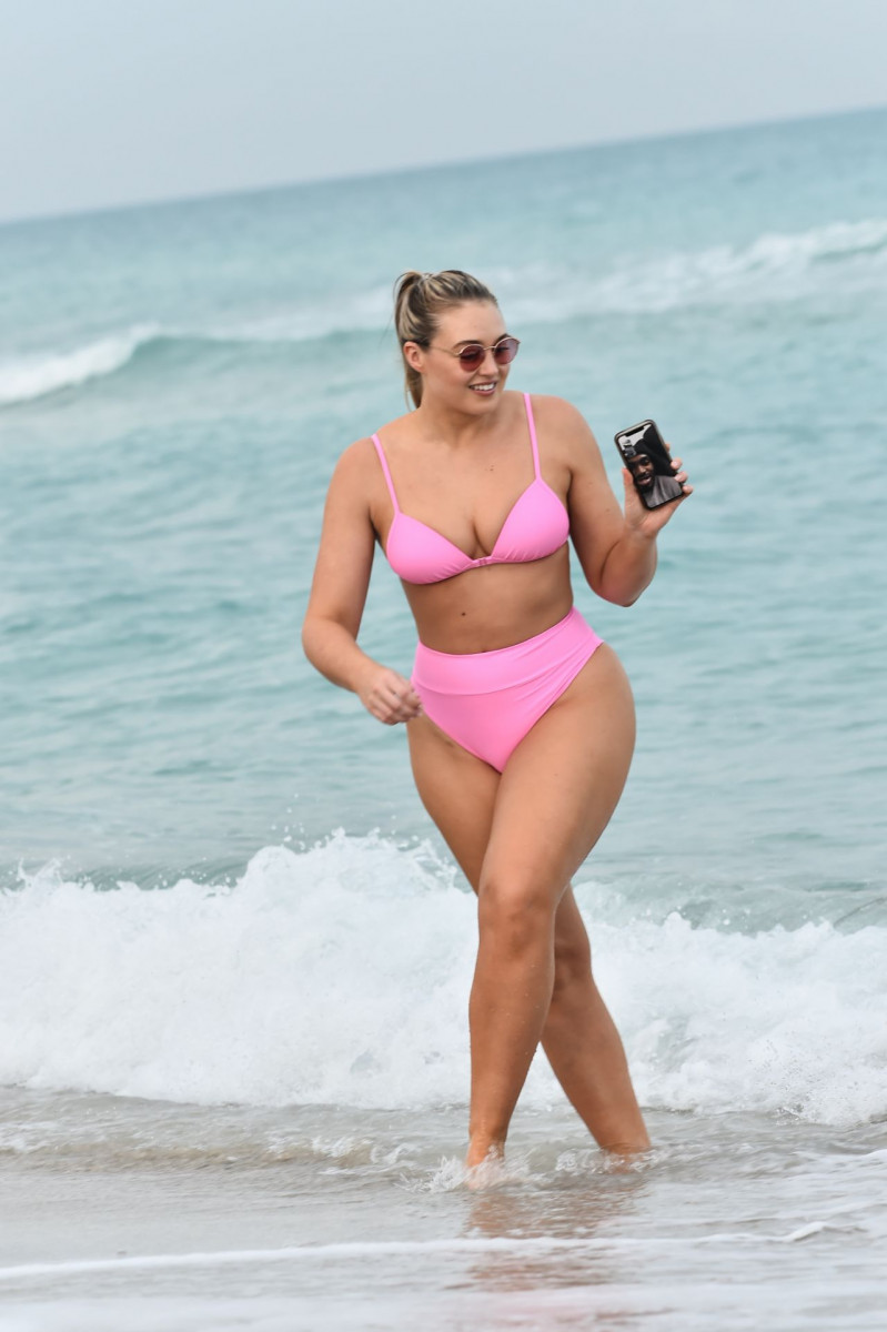 Iskra Lawrence: pic #1091654