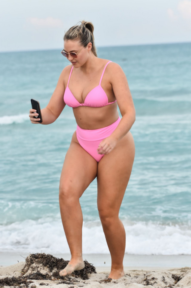 Iskra Lawrence: pic #1091648