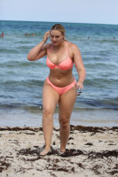 Iskra Lawrence photo #