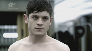 Iwan Rheon pic #459438