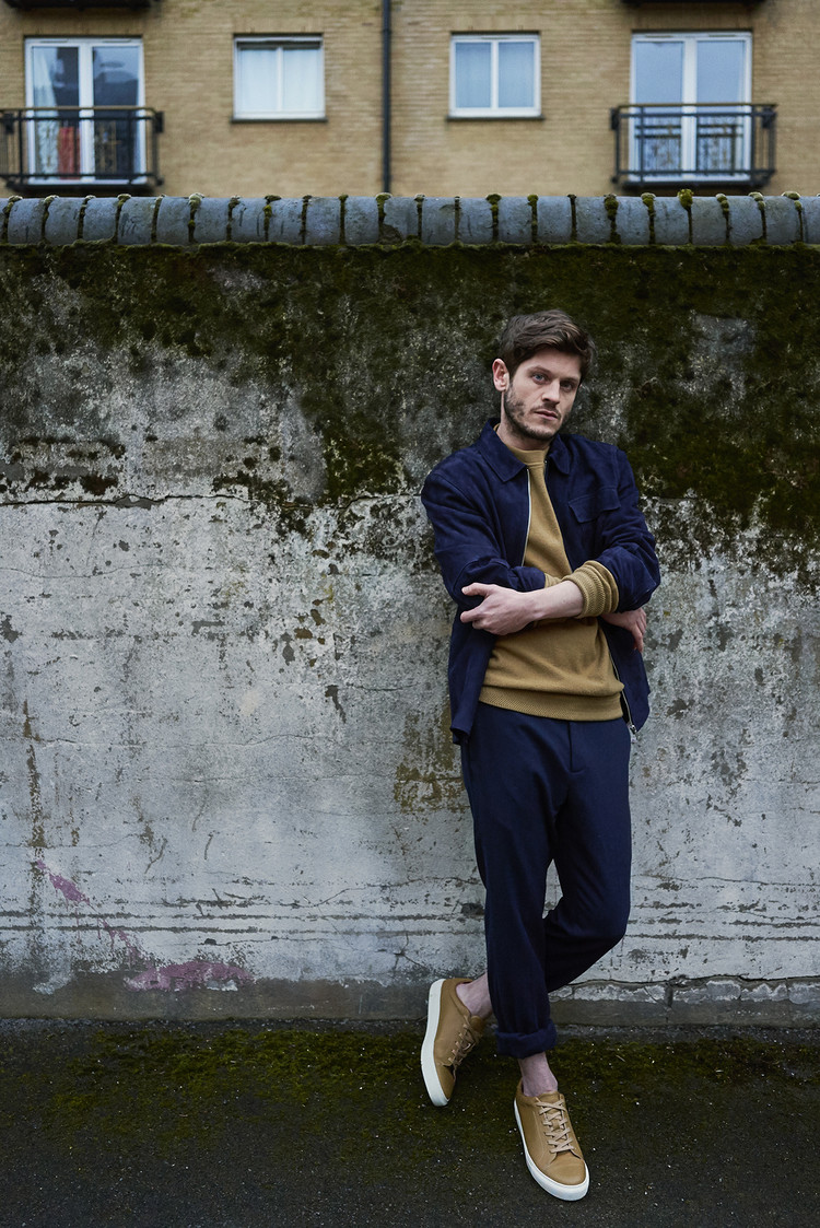 Iwan Rheon: pic #849372