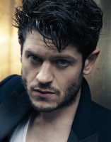 Iwan Rheon photo #