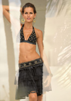 Izabel Goulart photo #