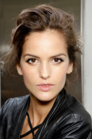 Izabel Goulart photo #