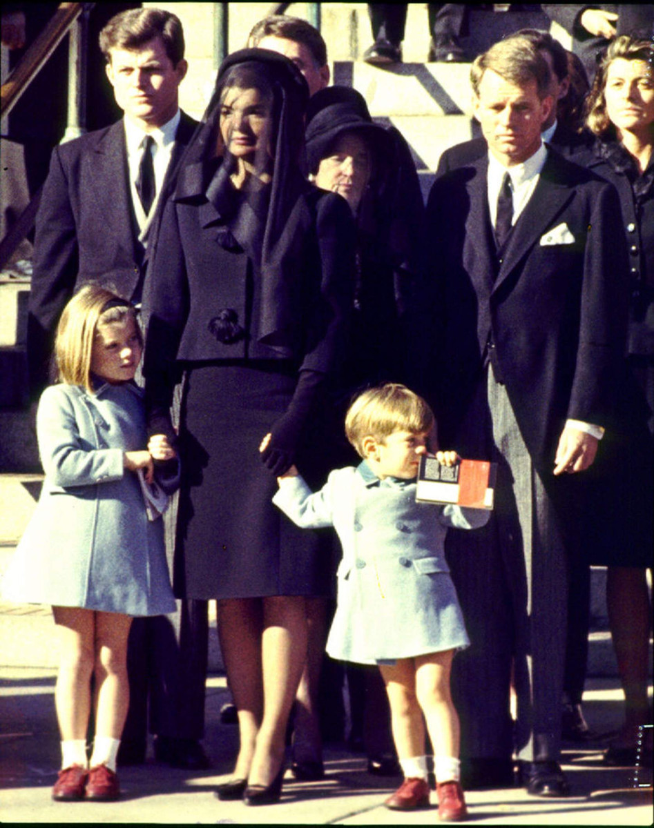 Jackie Kennedy: pic #261040