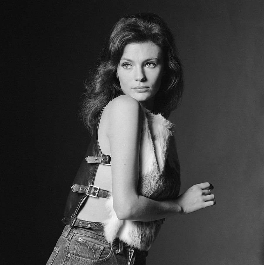 Jacqueline Bisset: pic #103077