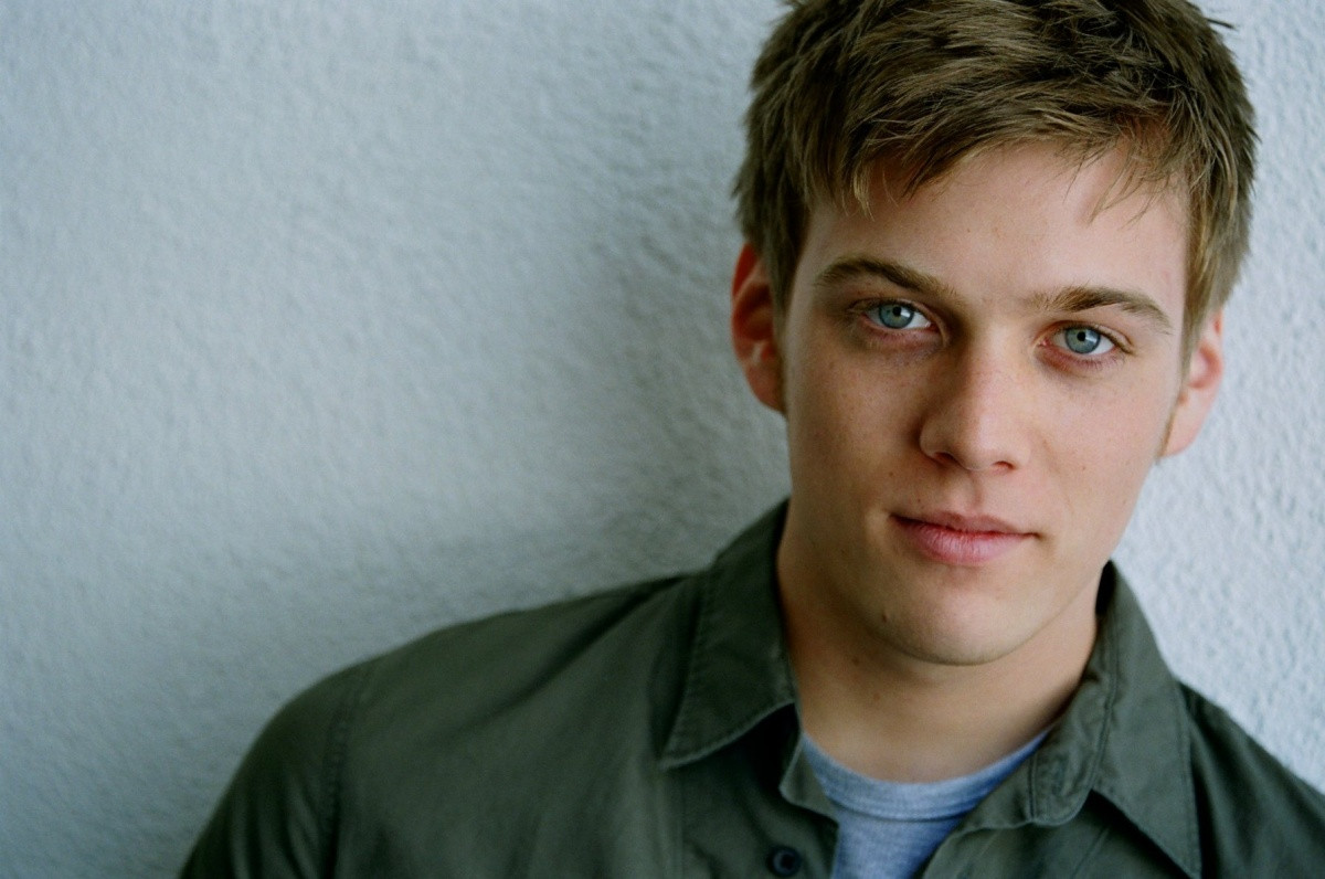 Jake Abel: pic #706956