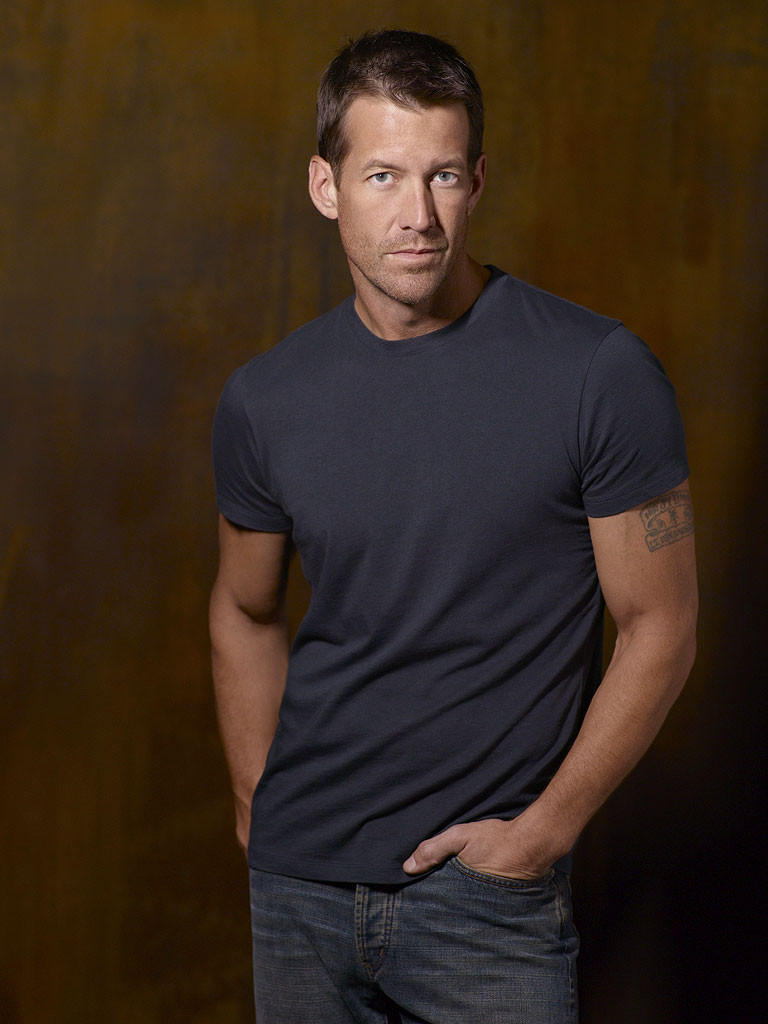 James Denton: pic #403725