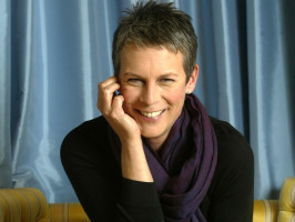 Jamie Lee Curtis photo #