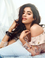 Janhvi Kapoor photo #