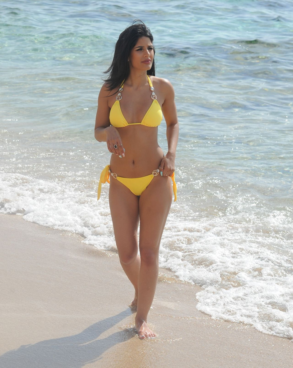 Jasmin Walia: pic #952108