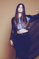 Jasmine Thompson photo #