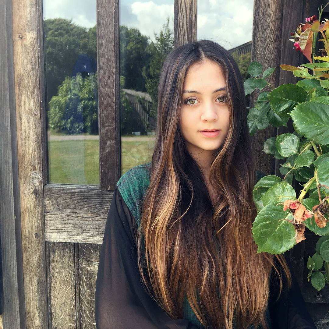 Jasmine Thompson: pic #836637