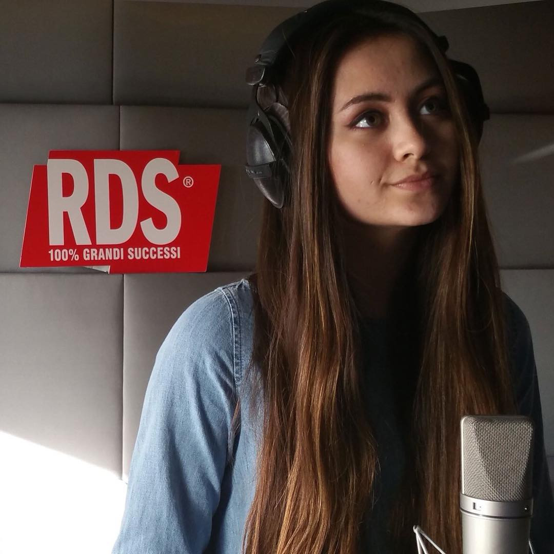 Jasmine Thompson: pic #842378