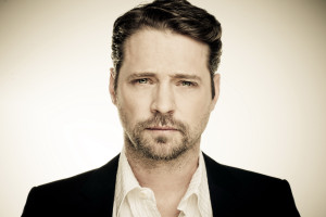 Jason Priestley photo #