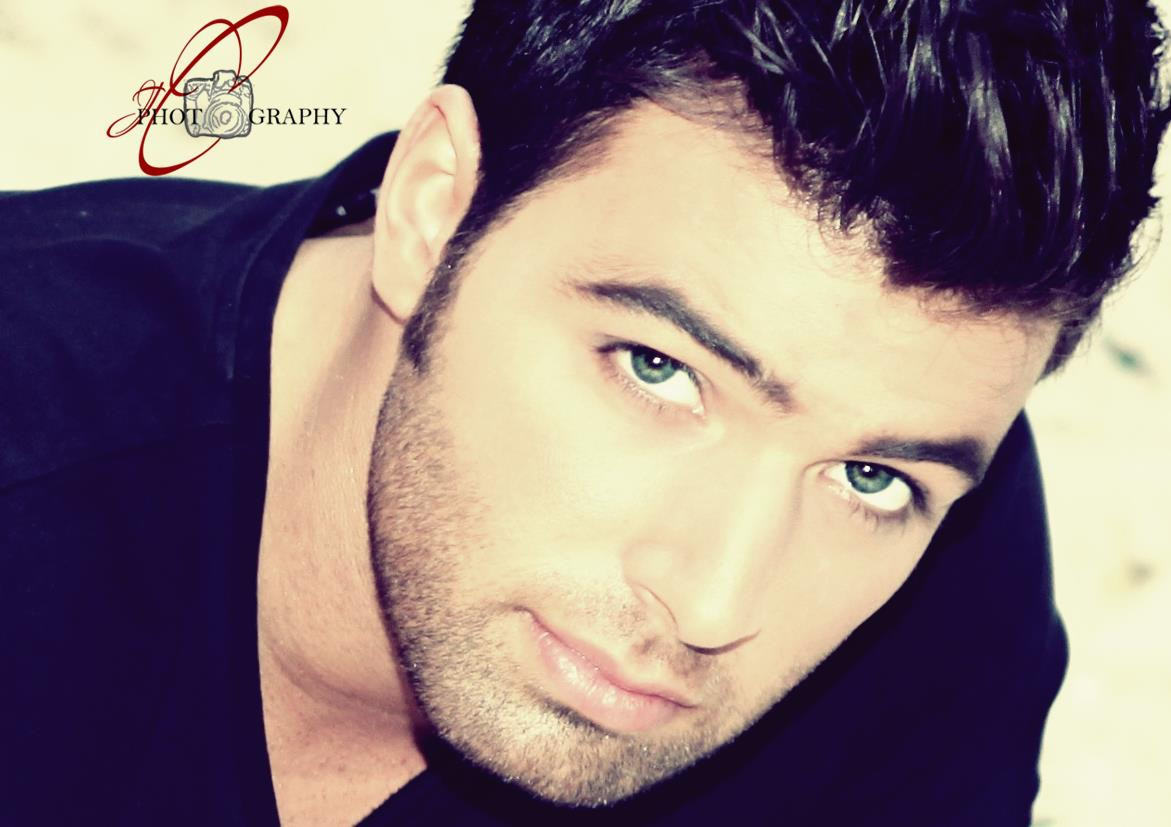 Jencarlos Canela: pic #510375