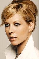 Jenna Elfman photo #