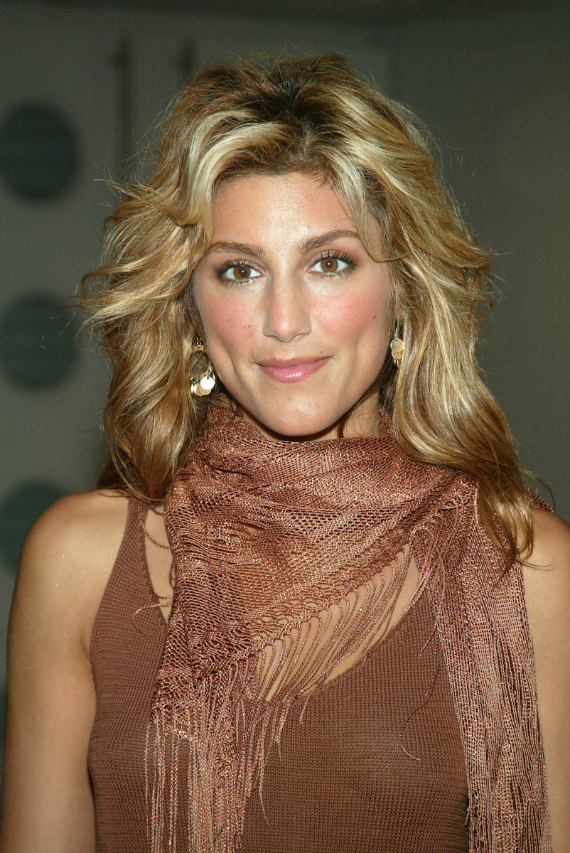 Jennifer Esposito: pic #1025737