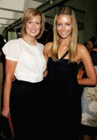 Jennifer Hawkins photo #